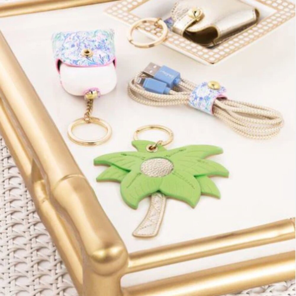 NEW Lily Pulitzer Palm Tree Airtag Keychain